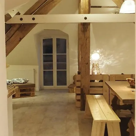 بيت ضيافة Le Loft De L'ecurie *